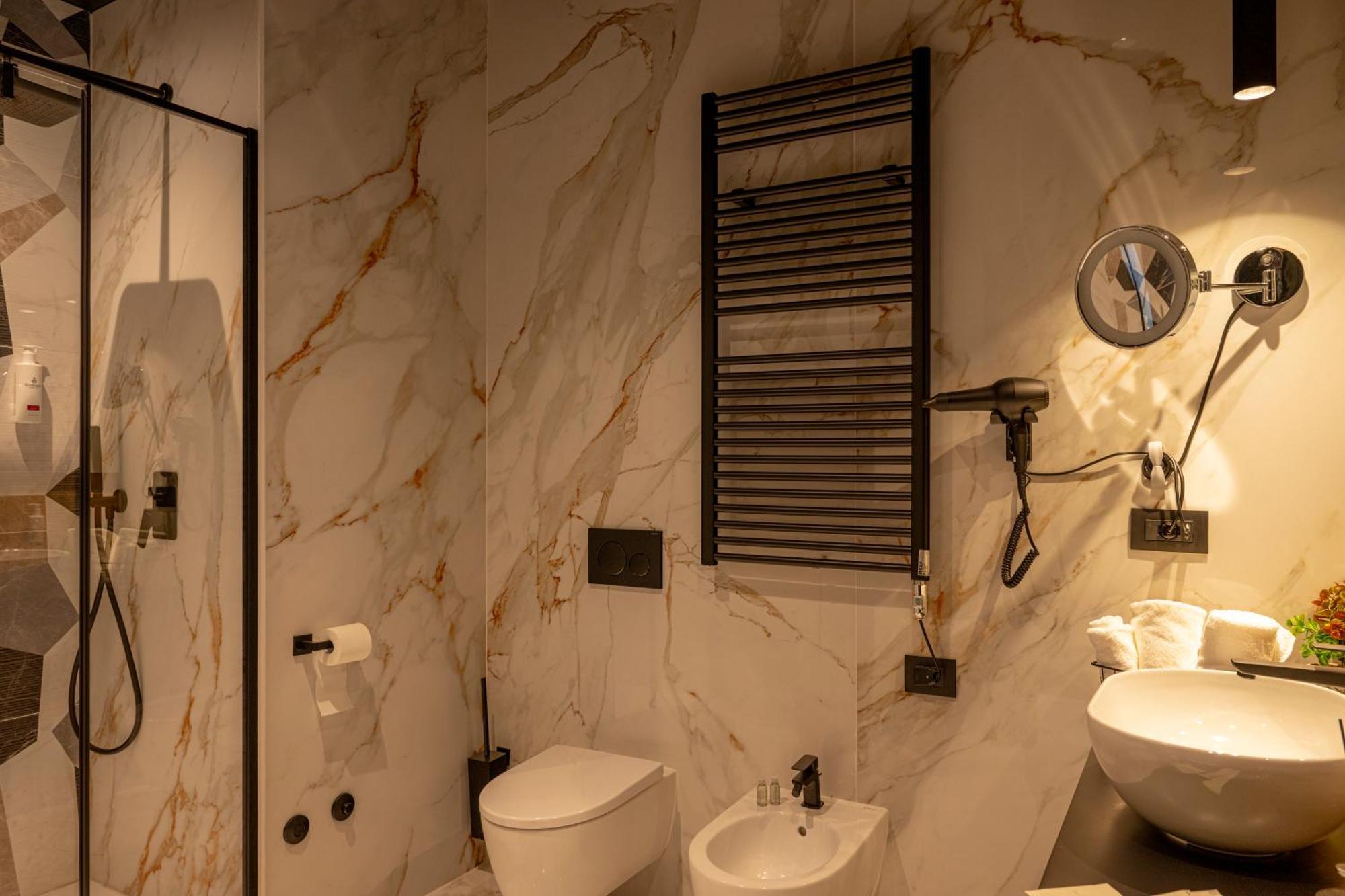 La Duse Luxury Rooms เปสการา ภายนอก รูปภาพ